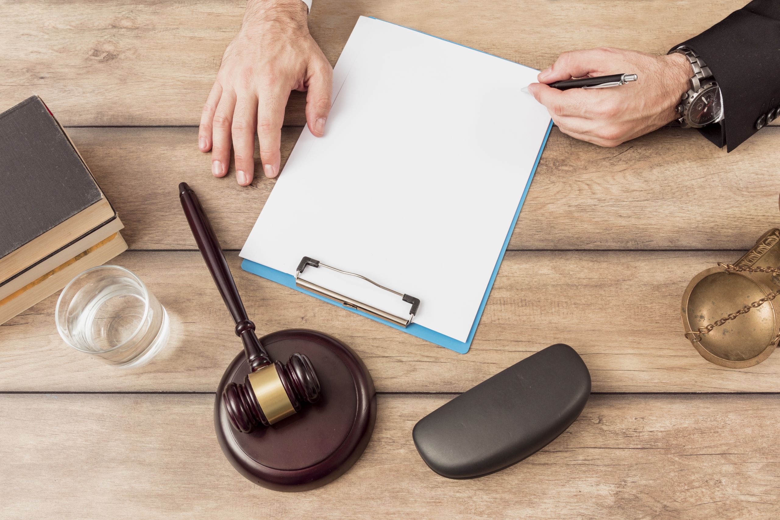 lawyer-filling-document